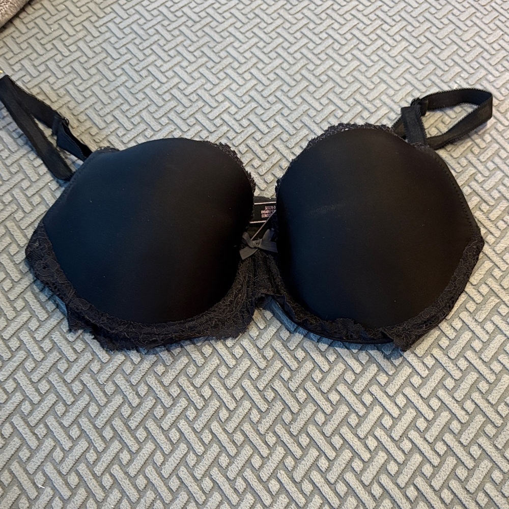 Victoria's Secret Black Lace Bra